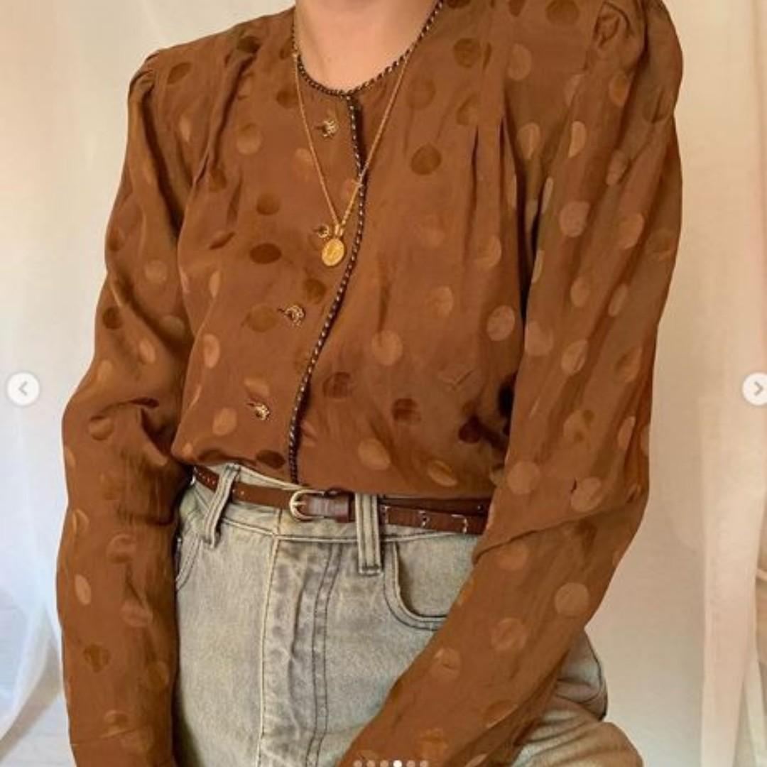 stunning vintage polka silk dark chocolate front button up (Category: Traditional & Ethnic wear) located in Leyte. Submitted by sweet.repeatt (Listing ID 238404828, Image 3). Description: .
