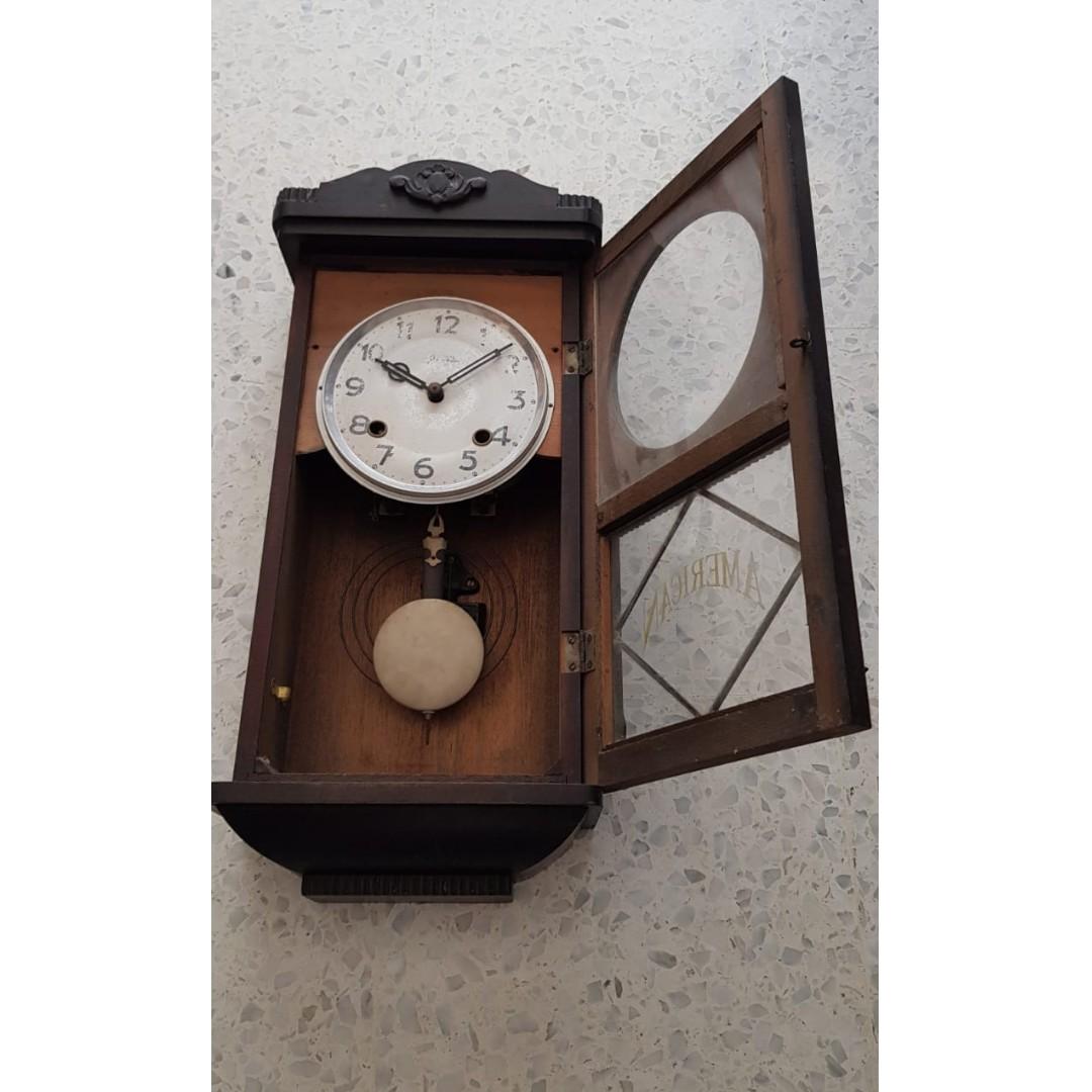 Vintage pendulum clock. Not working condition., Hobbies & Toys