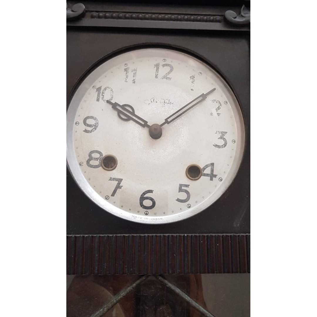 Vintage pendulum clock. Not working condition., Hobbies & Toys