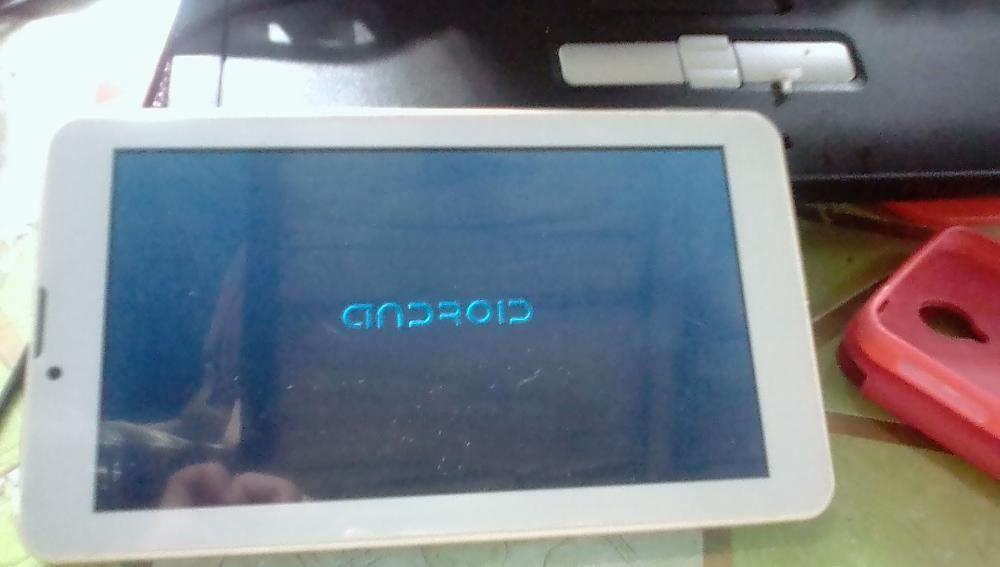 Android tablet for sale (Category: Android) located in Quezon City. Submitted by rionava (Listing ID 238551120, Image 3). Description: For Sale Android tablet with leather case included without charger for details and other inquiries just contact the seller at 09363585485.