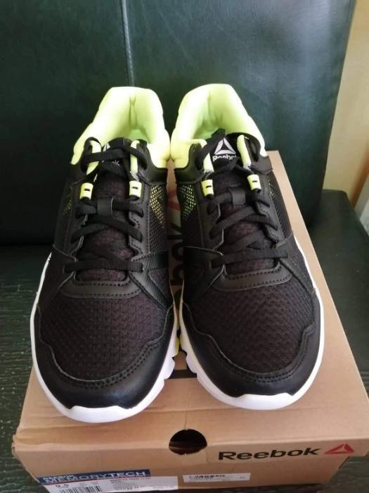 Reebok Memory Tech, Men's Fashion, Footwear, Sneakers on Carousell