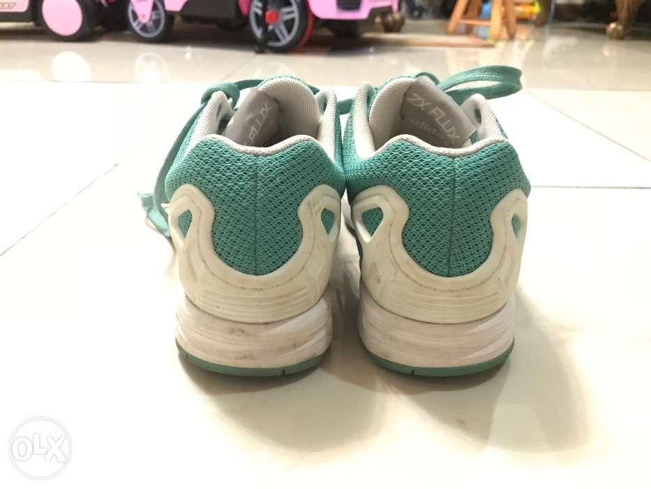 Adidas zx flux (Category: Sneakers) located in Marikina City. Submitted by ratbulaga (Listing ID 238553651, Image 3). Description: For sale only P1000 Adidas zx flux torsion Size 5.5 us Used Location: antipolo city Meet ups: sm masinag, robinsons metroeast, sm marikina, lrt santolan or gateway cubao Contact number 0 9 1 7 8 6 6 0 2 9 6.