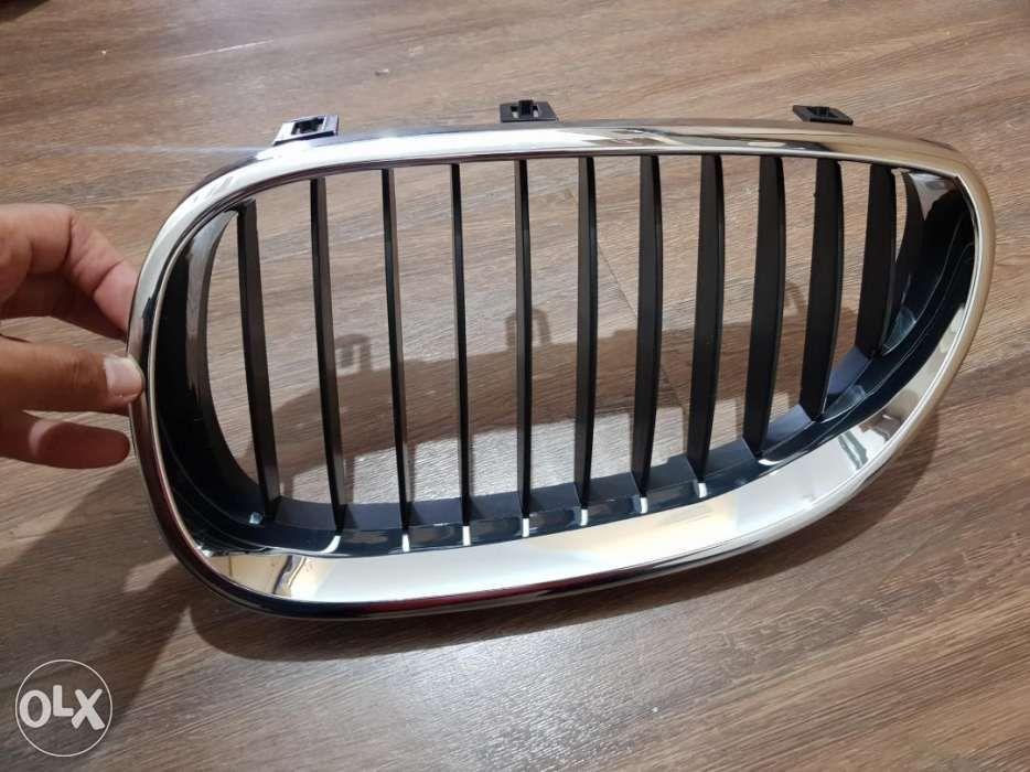Bmw 5series E60 Front Chrome Kidney Grille Original Bnew (Category: Body Parts and Accessories) located in Makati City. Submitted by luxurycarpartsphilippinesinc. (Listing ID 238554637, Image 2). Description: Bmw 5series E60 Front Chrome Kidney Grille Original Bnew Available stock on hand Actual Picture Posted Price available upon request depends on car models All BMW Car Parts available Call us now Shop in Makati Very near Your problem we solve 
