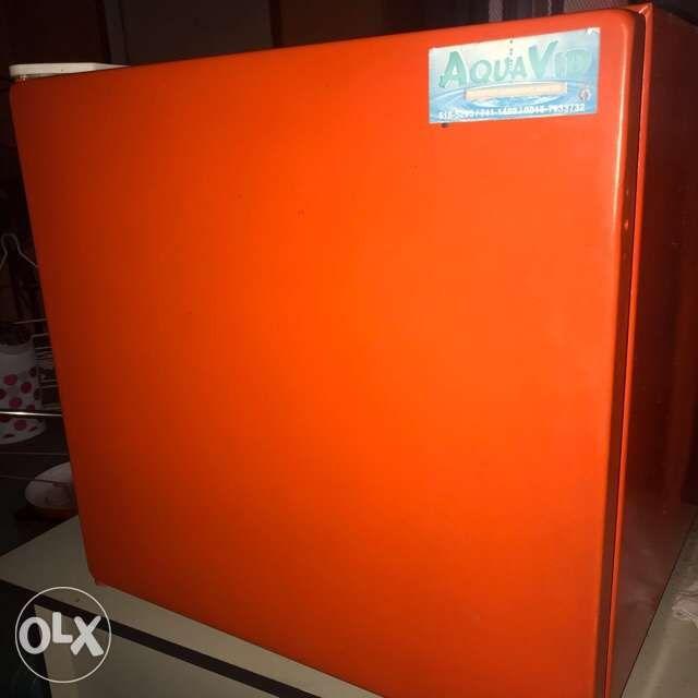 personal refrigerator for sale, TV & Home Appliances, Kitchen