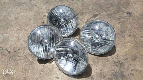 Jeep Rubicon Wrangler Head Light Head Lamps Bnew Mopar onhand stock