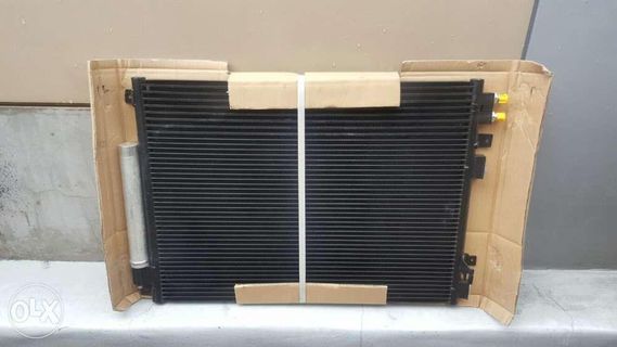 Chrysler 300c Jeep Dodge Aircon Condenser with Drier Bnew Original