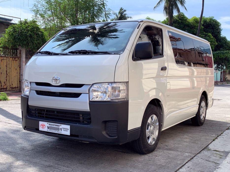 2017 toyota hiace price