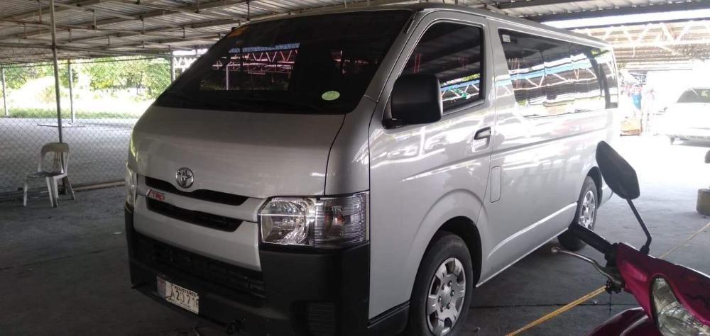 2016 hiace commuter