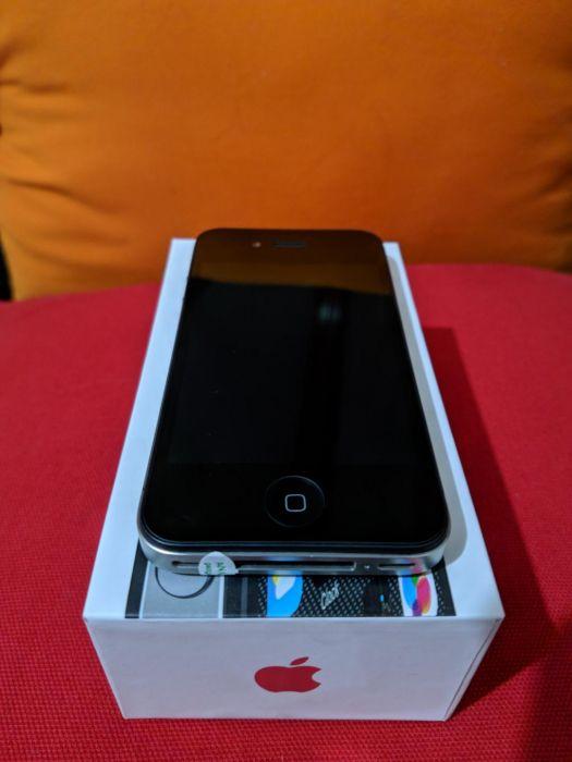 Iphone 4s factory unlocked 16gb (Category: iPhone 6 Series) located in Quezon City. Submitted by greenthumbmnl (Listing ID 238561376, Image 2). Description: For Sale: Apple Iphone 4s 16gb unit is still very presentable colors: black and white factory unlocked no icloud issue unit is from us complete accessories unit, charger, usb cable, headset (oem) and box meetup: trinoma, sm north, snr congressional, sm cherry,.