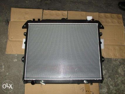 RADIATOR Toyota Innova hilux hiace fortuner vios avanza Gas AT 2003