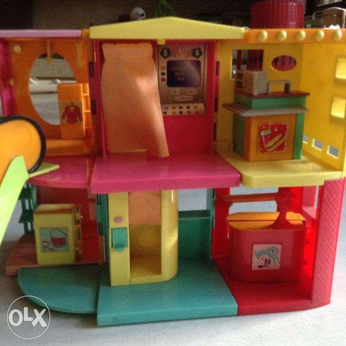 polly pocket designer mall