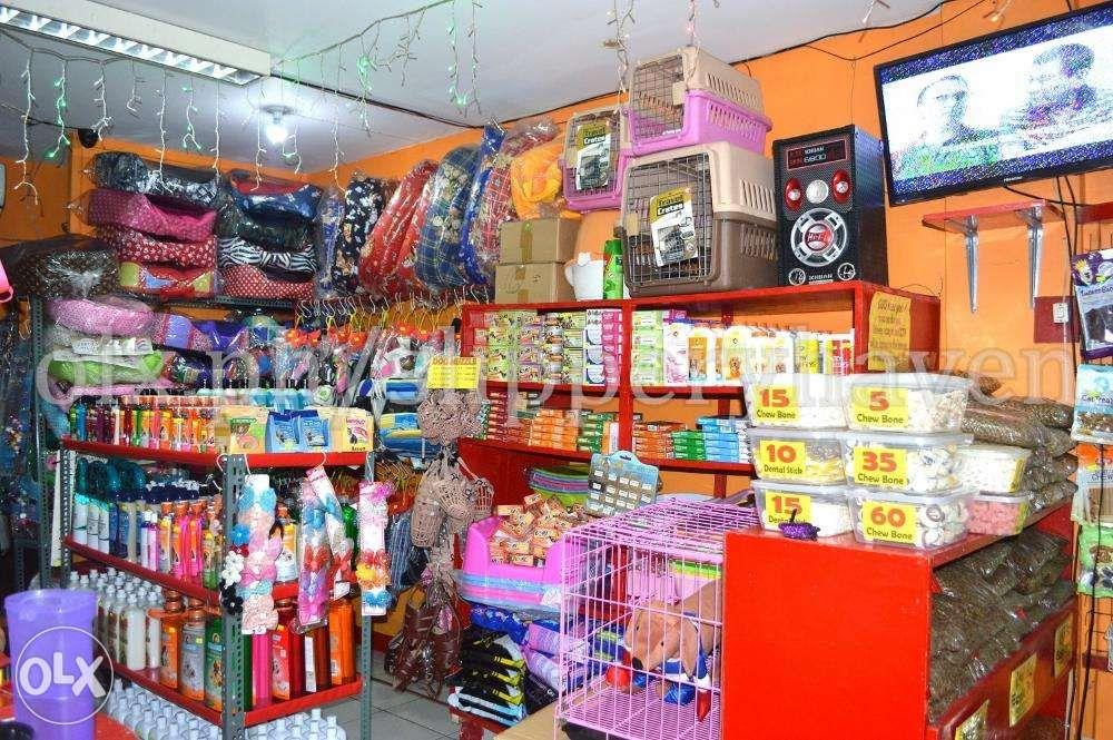 pet store accessories