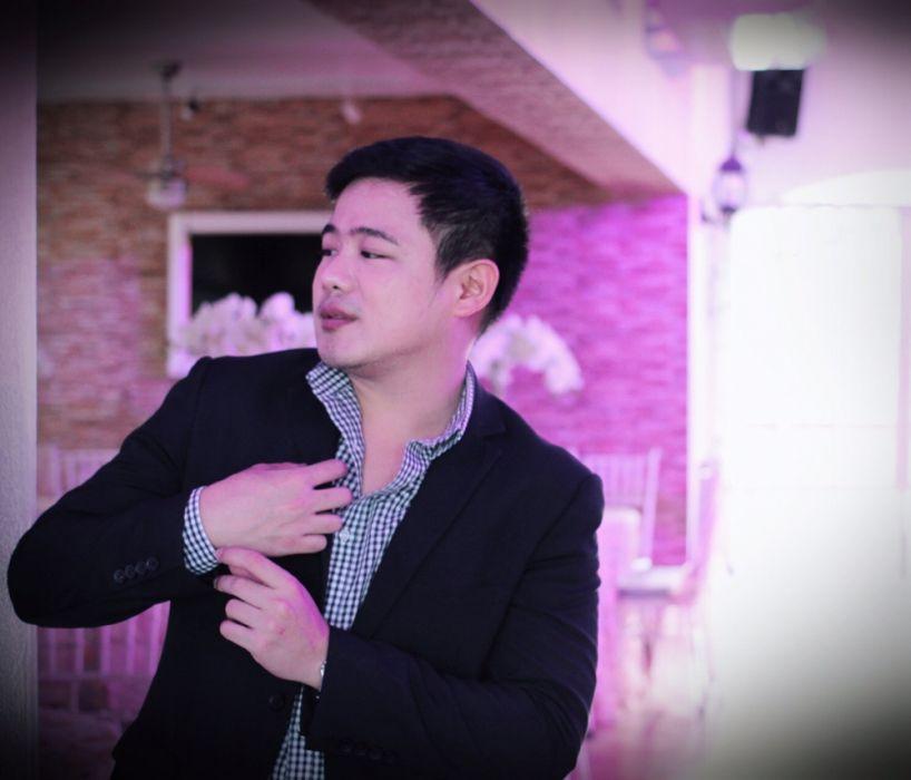 Best Choice Wedding Reception Emcee Master Of Ceremony On Carousell