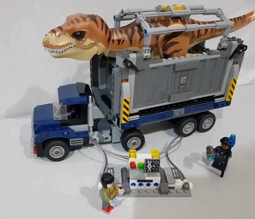 lego jurassic 75933