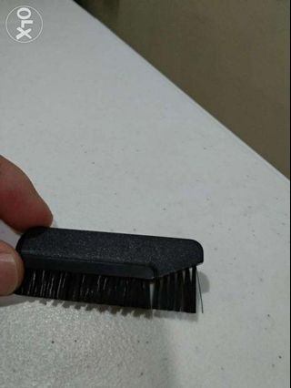Braun authentic brush for shaver or brush something else