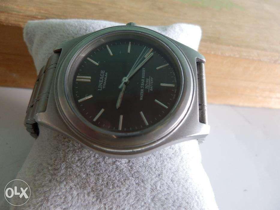 lineage titanium