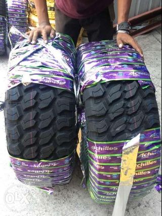 30 x9.5 R15 Achilles XMT Mud terrain tires