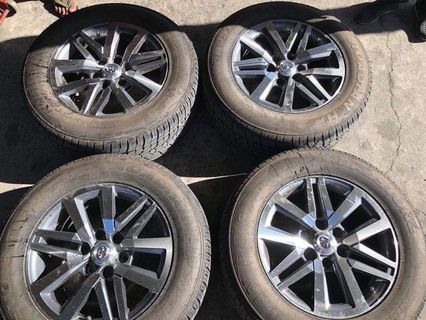18" Fortuner mags 4th gen 6Holes pcd 139 with 265 60 R18 Roadstone tire