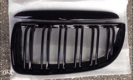 BMW e90 3 m3 double slot liner grille 4pc Kit pre facelift model