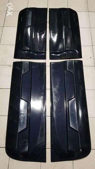 Raptor door cladding 6pcs plastic black no drill adhesive