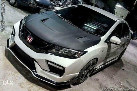 Honda City type R Carbon Hood with vent Mugen vented