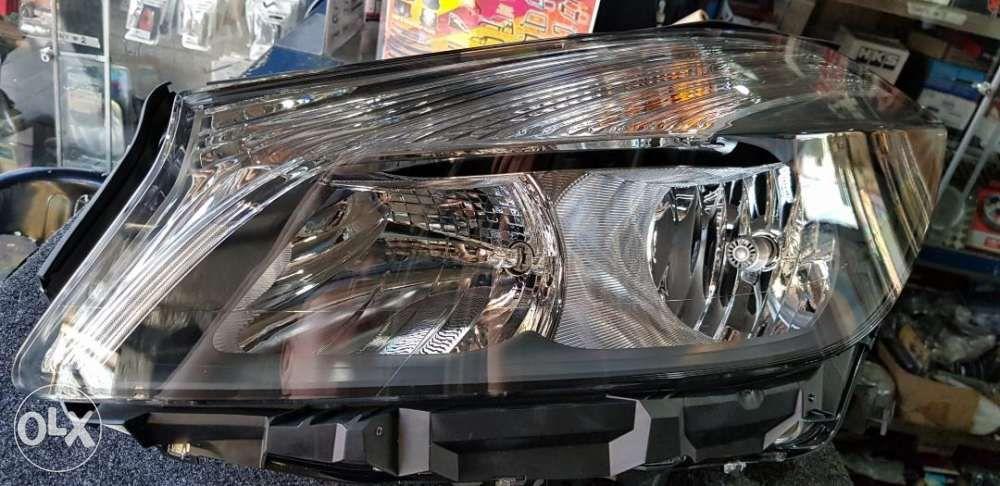 A180 Mercedes Benz Headlamps head light Hella original, Car Parts ...