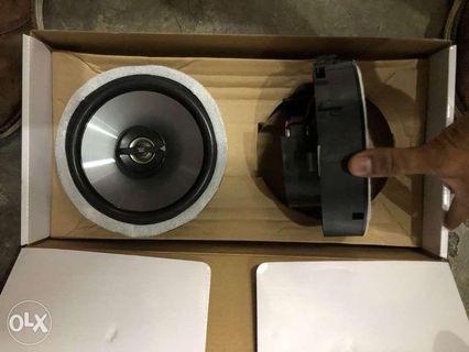 olx bookshelf speakers