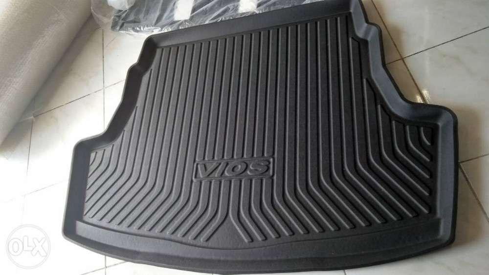 vios trunk tray