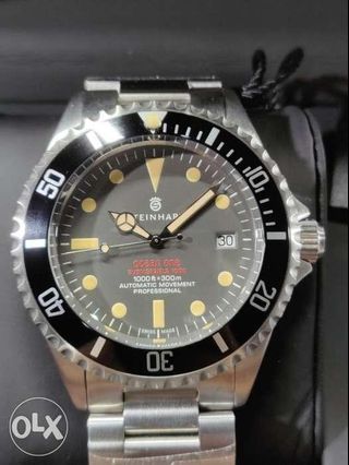 (Category: ) located in . Submitted by weknowwatches (Listing ID 238728014, Image 1). Description: .