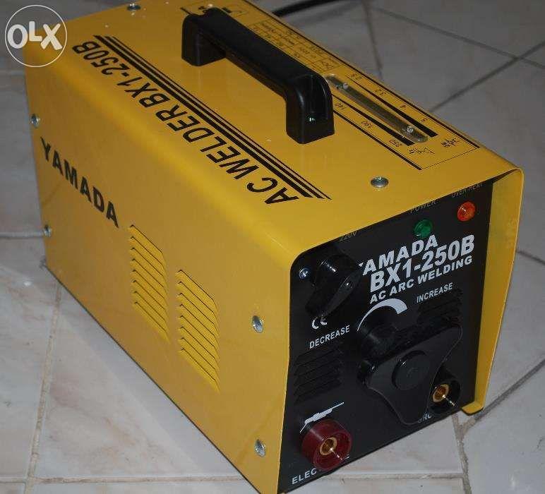 Welding Machine Yamada Portable Welder 250 Amperes, Furniture & Home