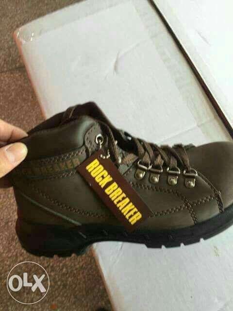 safety shoes olx