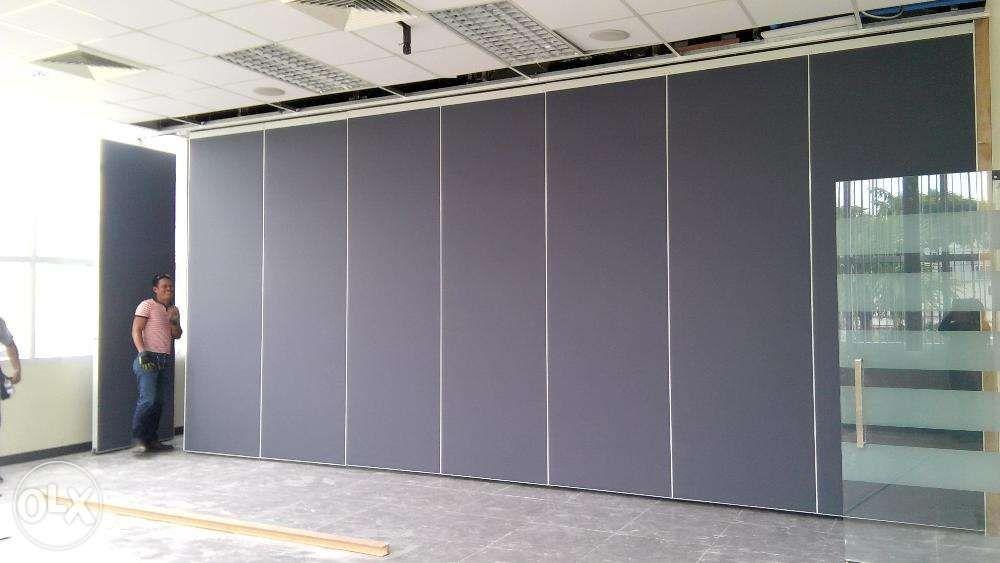 Operable Wall Partition On Carou