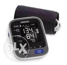 OMRON BP785N Series 10 Upper Arm Blood Pressure BP Monitor ZQ010H