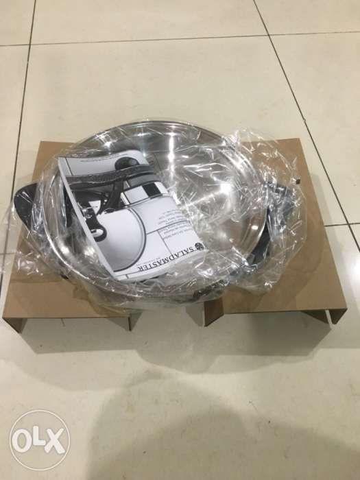 Saladmaster Electric skillet brand new, TV & Home Appliances, Kitchen
