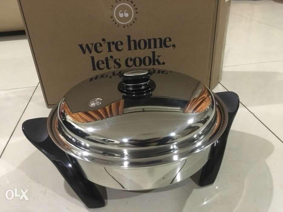 Saladmaster Electric skillet brand new, TV & Home Appliances, Kitchen Appliances, Other Kitchen