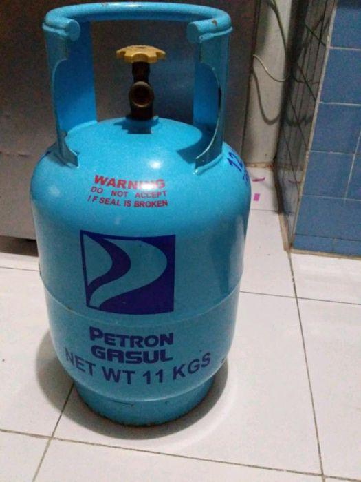 Petron Gasul LPG Tank (Empty), Furniture & Home Living, Kitchenware