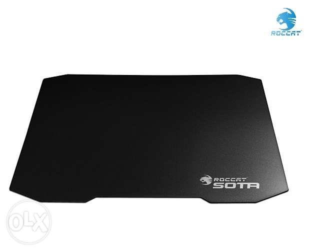 ROCCAT Sota Gradular Advanced Gaming Mousepad Speed Black (Category: Mouse & Mousepads) located in Quezon City. Submitted by midaceph (Listing ID 238773482, Image 3). Description: GRANULAR COAT:for increased gliding speed and enhanced mouse movement INTEGRATED METAL FOIL:outstanding tracking characteristics thanks to the integrated metal foil HARD’N‘FLEXIBLE:combination of hard pad and ultra-soft base – not just for high-sense-gamers STRIKING SHA