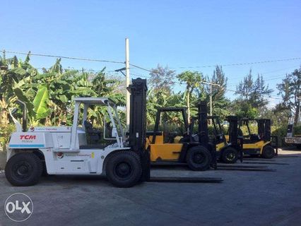 Reliable Equipment Rental: Forklift for rent and Crane for rent