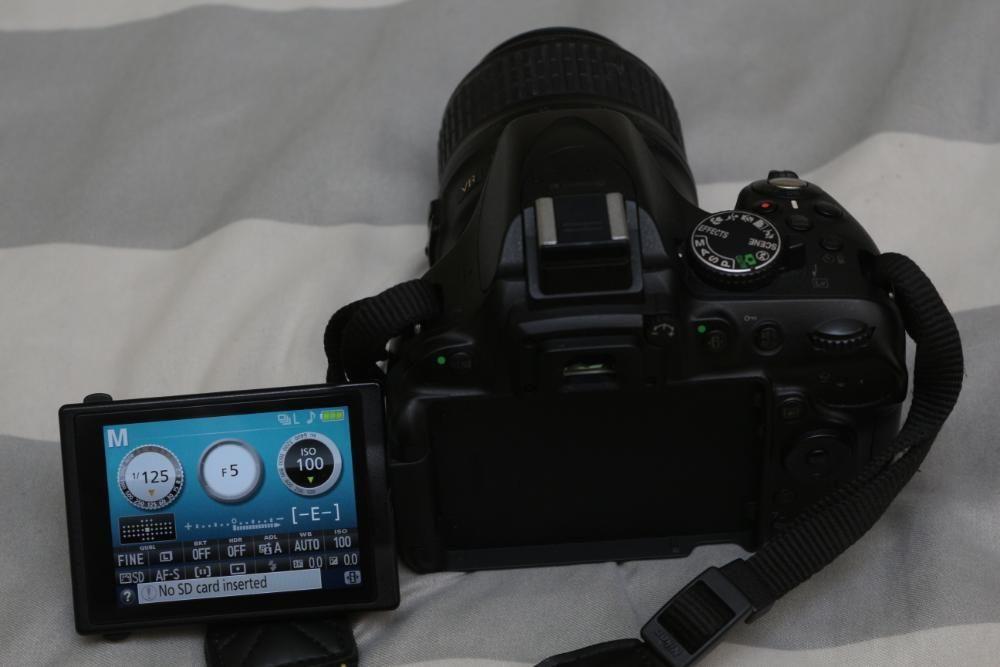 nikon d5200 dslr camera flip screen, Photography, Video Cameras on