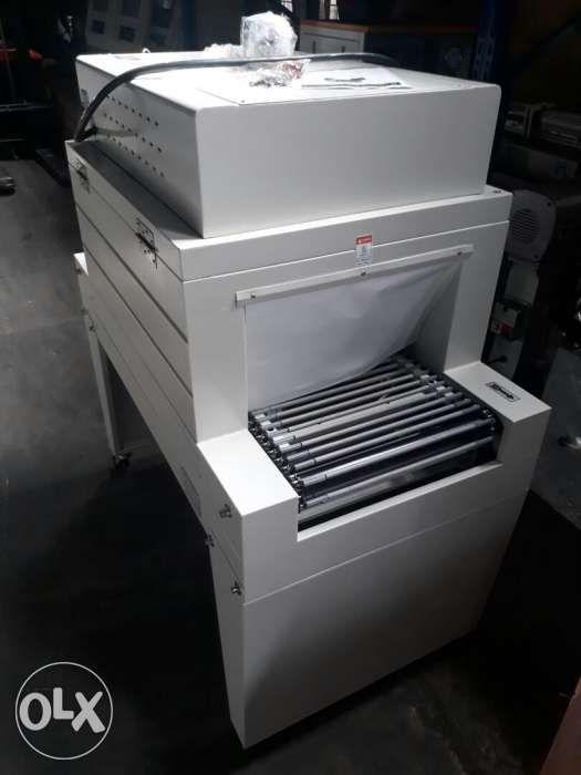 Thermal Shrink Packaging Machine or Shrink Tunnel Machine (Category: E-Readers) located in Malabon City. Submitted by bunasonny (Listing ID 238816609, Image 2). Description: Model: BS-450 Power: 9Kw/220V/50~60Hz Conveyor speed: 0-10m/min Tunnel size: 830x450x250mm Conveyor loading:10Kg Machine size: 1200x650x1300(mm) Also available: BS-400 Php33,000 Free delivery in Metro Manila area.. One year service warranty.. Call..O9I7 86I 3472 look for me S