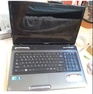 Toshiba Satellite L675  Defective with working 173 LED panel