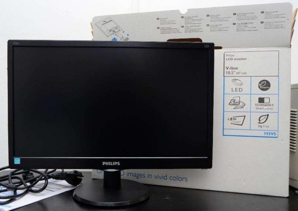 2nd hand desktop monitor