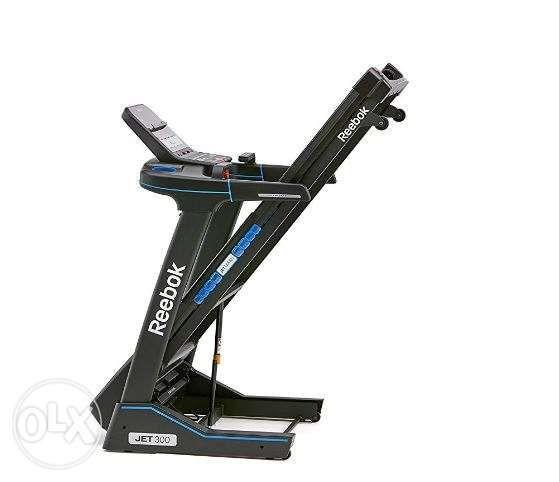 Reebok Jet 300 Treadmill, Sports 