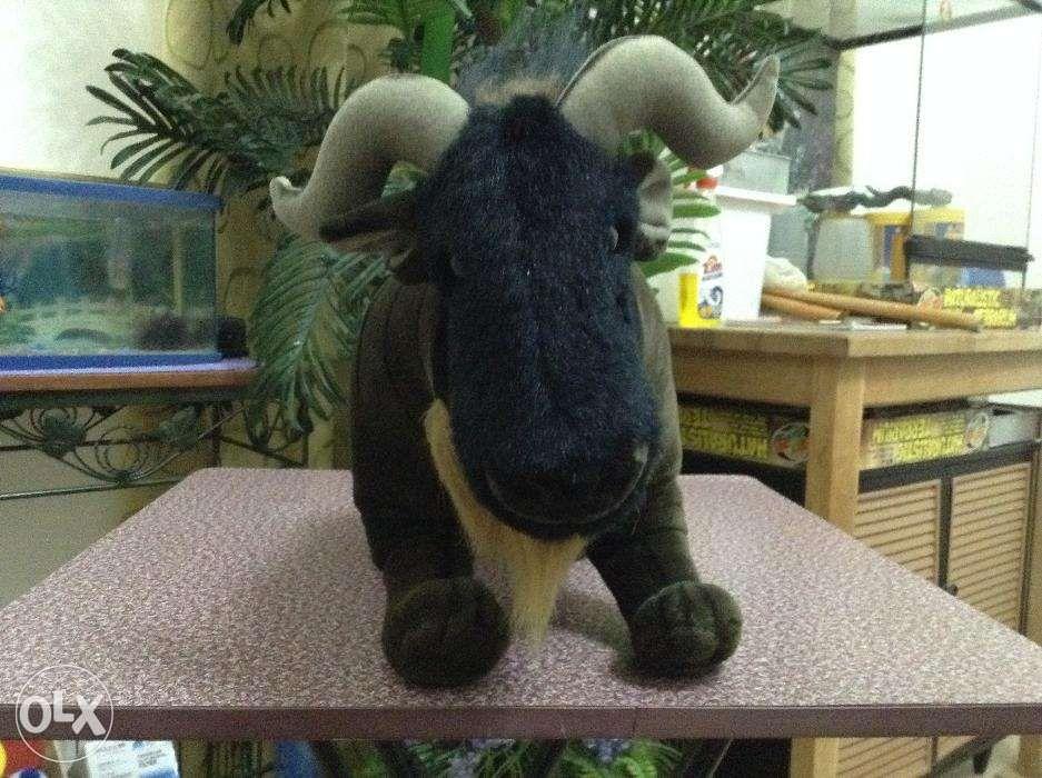 Luxurious 17 in Length Plush Stuffed Toy Wildebeest From Zoology 101