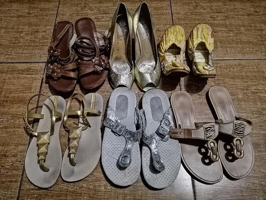 skechers slippers size 5