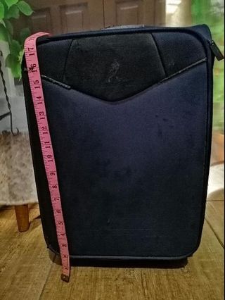 preloved handcarry suitcase maleta