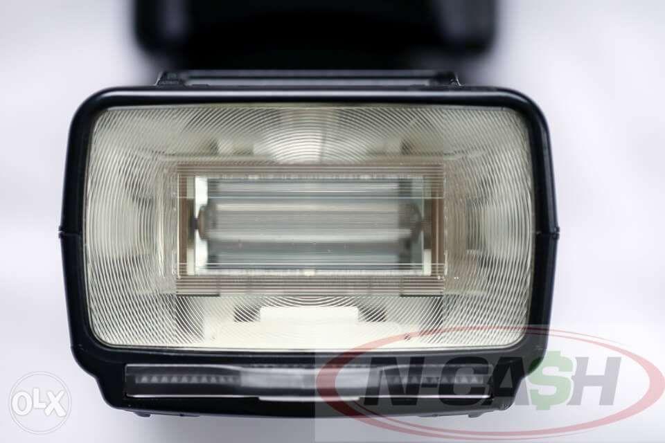 Nikon Speedlight SB900 External Flash D90 D5500 D600 D810 (Category: Flashes) located in Manila. Submitted by luxury_by_n-cash (Listing ID 238843973, Image 3). Description: N-CASH "Metro Manila's Best Pawnshop of Cameras and Other Gadgets" www.ncash-pawnshop-philippines.com Nikon Speedlight SB-900 External Flash Appearance is at least 9.2 out of 10. Minor hairline scratches only. All markings are intact. Perfect working condition Comes with diffu