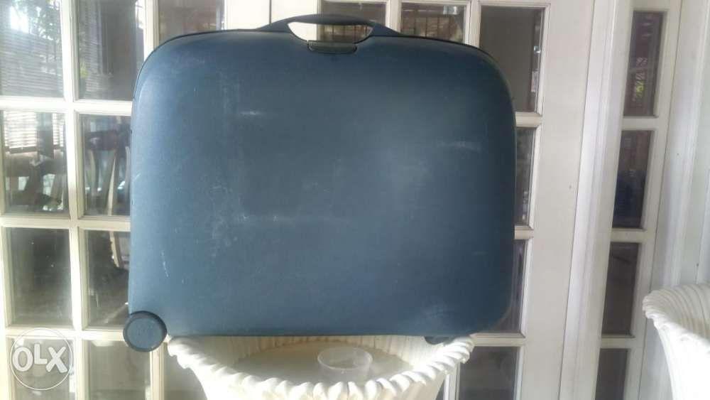 samsonite luggage olx