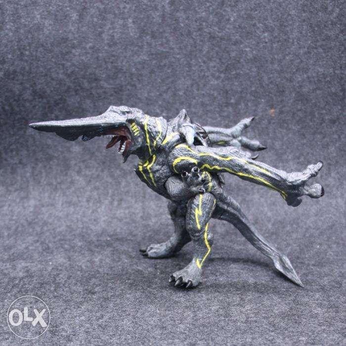 Pacific Rim Uprising Kaiju Knifehead Axehead Godzilla Monster Figure