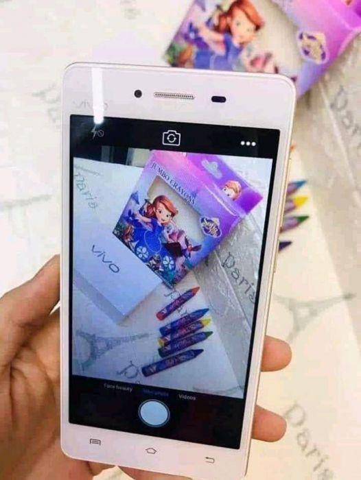 Bnew Orig Vivo Y51a (Category: Vivo) located in Manila. Submitted by mharidelash (Listing ID 238859777, Image 2). Description: Retail: 4200 Reseller Price: 4,100 VIVO Y51A ORIGINAL BRANDNEW SEALED Specs: 5" Display Android 5.0.2 2GB Ram 16GB Rom 1.2GHz Quad-core Processor 5MP Front Camera 8MP Rear Camera 540x960p Resolution Complete Package Pm/Txt: 0906 7733 260.